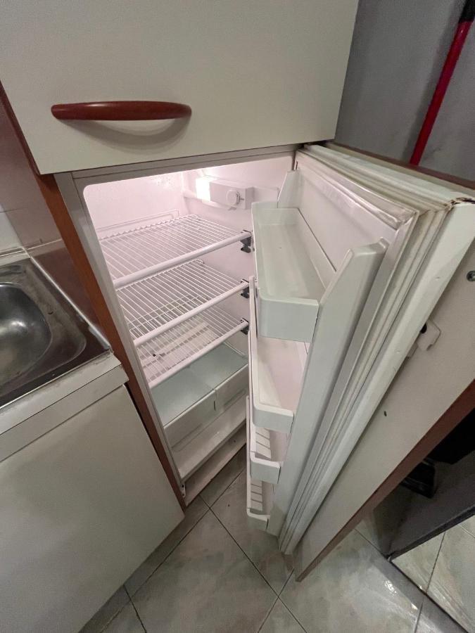 Affitto Due Camere, Due Bagni In Lägenhet Rom